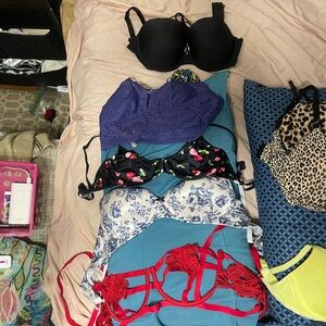 Lot - various colors, styles, and sizes of Victoria’s Secret women’s bras
